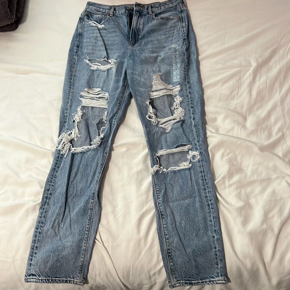 American Eagle highest rise mom jean
